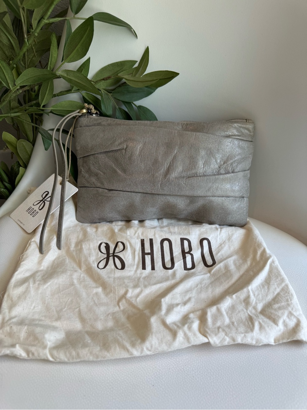 HOBO Waver Granite Gold Leather Wristlet Clutch NWT Metallic Ruched Dust Bag
